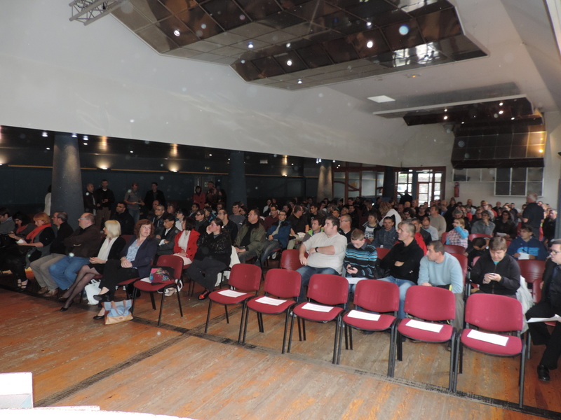 220 personnes se sont retrouvées dans la salle communale de Trélon, à l'occasion de l'Assemblée générale des travailleurs de L'ESAT