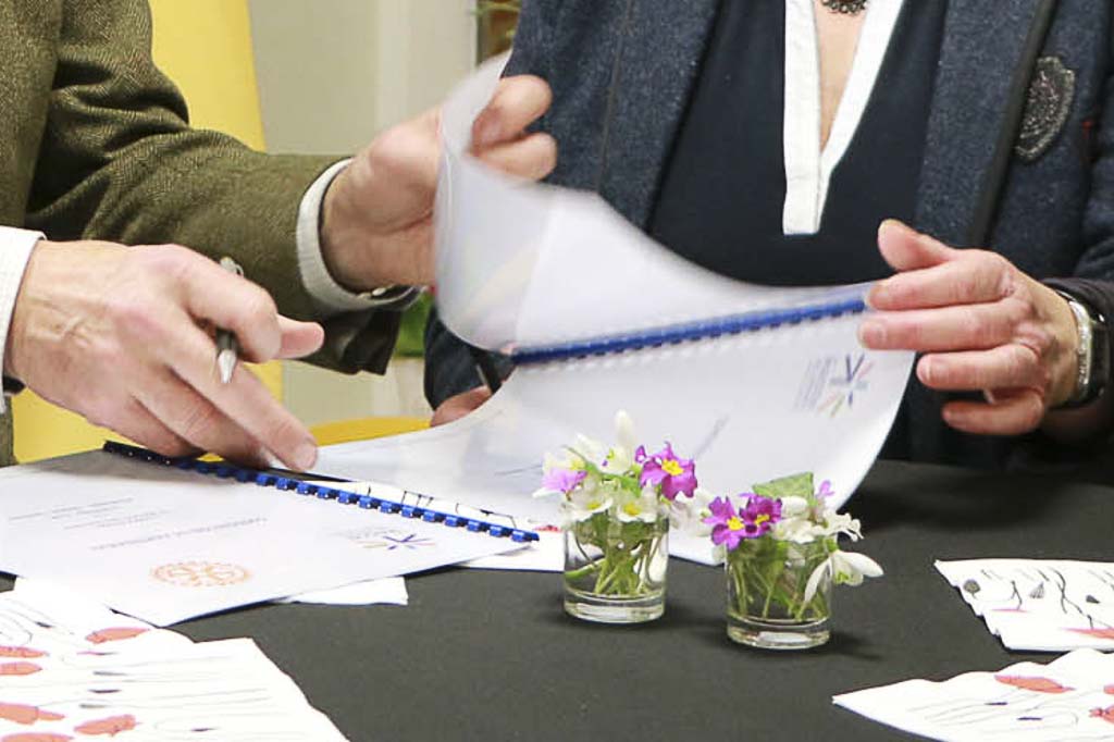 Signature avec le Rotary Club FHV