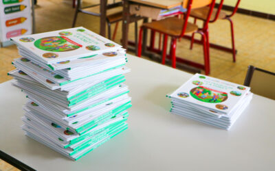 DISTRIBUTION DE LIVRES AUX ENFANTS DE L’ECOLE